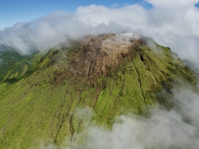Massif de la Soufrière © F. Salles